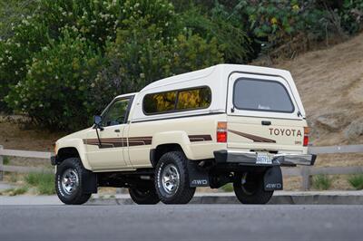 1986 Toyota Pickup SR5 - Photo 11 - Van Nuys, CA 91402
