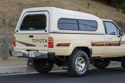 1986 Toyota Pickup SR5 - Photo 33 - Van Nuys, CA 91402