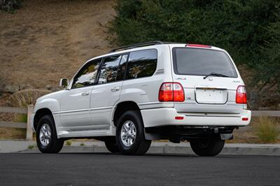 2000 Lexus LX 470   - Photo 6 - Van Nuys, CA 91402