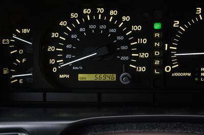 2000 Lexus LX 470   - Photo 33 - Van Nuys, CA 91402