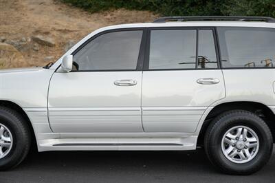 2000 Lexus LX 470   - Photo 11 - Van Nuys, CA 91402