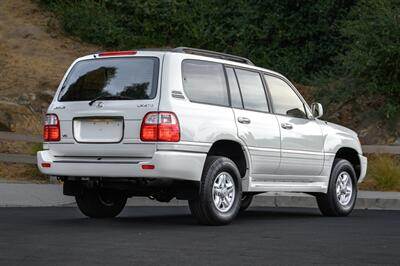 2000 Lexus LX 470   - Photo 24 - Van Nuys, CA 91402