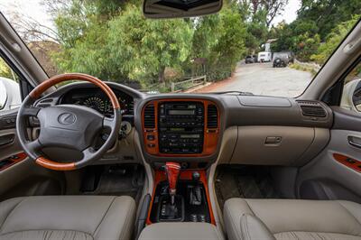 2000 Lexus LX 470   - Photo 38 - Van Nuys, CA 91402