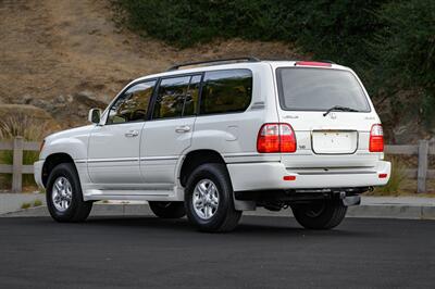 2000 Lexus LX 470   - Photo 16 - Van Nuys, CA 91402