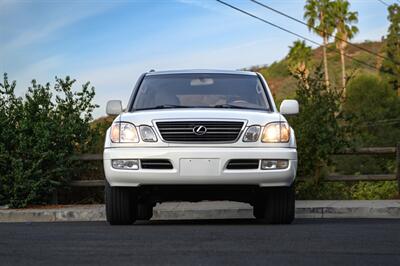 2000 Lexus LX 470   - Photo 8 - Van Nuys, CA 91402