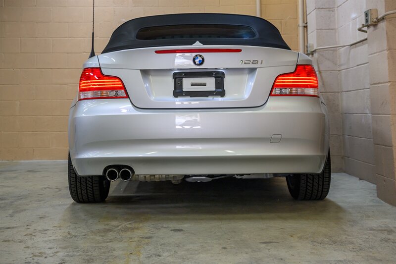 2011 BMW 128I - Photo 17 - Van Nuys, CA 91402