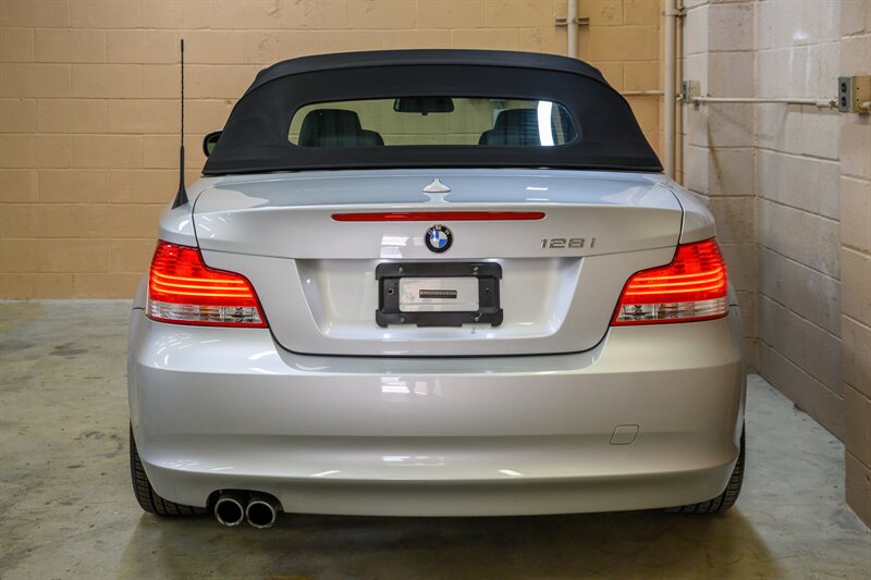 2011 BMW 128I - Photo 22 - Van Nuys, CA 91402