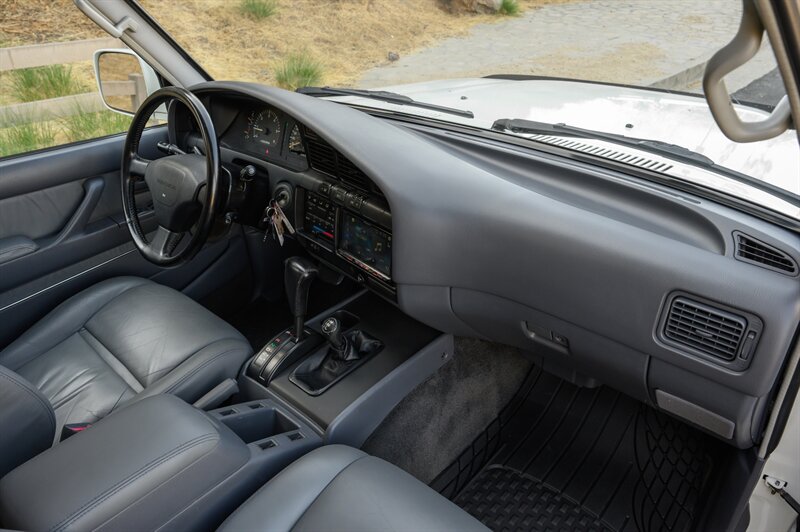 1993 Toyota Land Cruiser - Photo 43 - Van Nuys, CA 91402