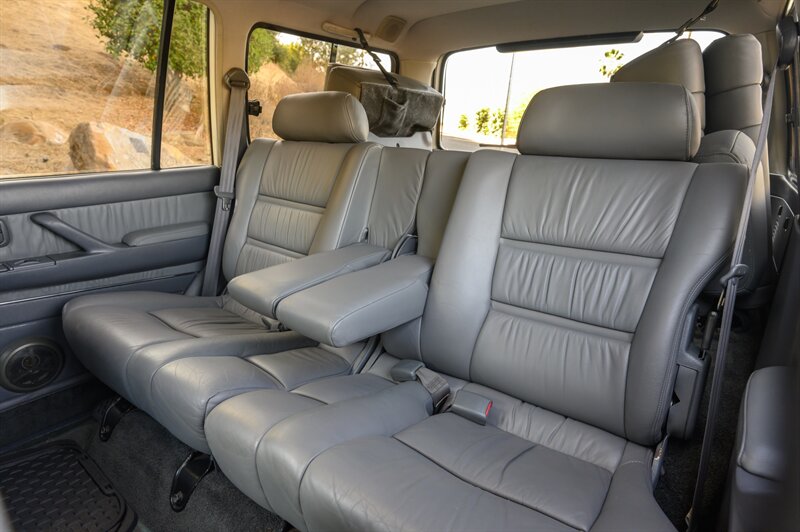 1993 Toyota Land Cruiser - Photo 40 - Van Nuys, CA 91402
