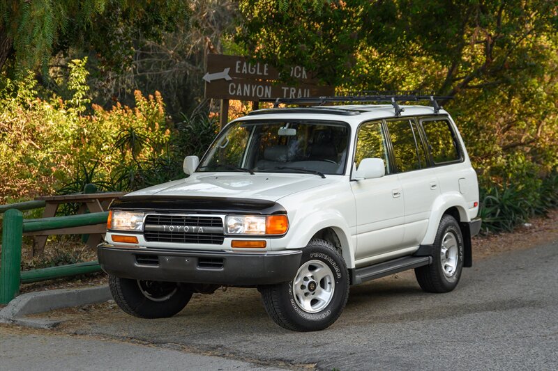 1993 Toyota Land Cruiser - Photo 3 - Van Nuys, CA 91402