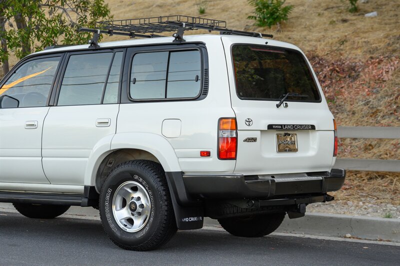 1993 Toyota Land Cruiser - Photo 15 - Van Nuys, CA 91402