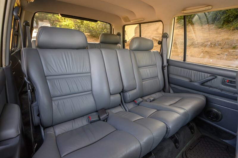 1993 Toyota Land Cruiser - Photo 45 - Van Nuys, CA 91402