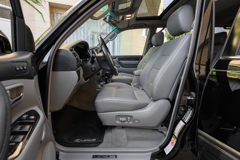 2007 Lexus LX 470 - Photo 59 - La Crescenta, CA 91214
