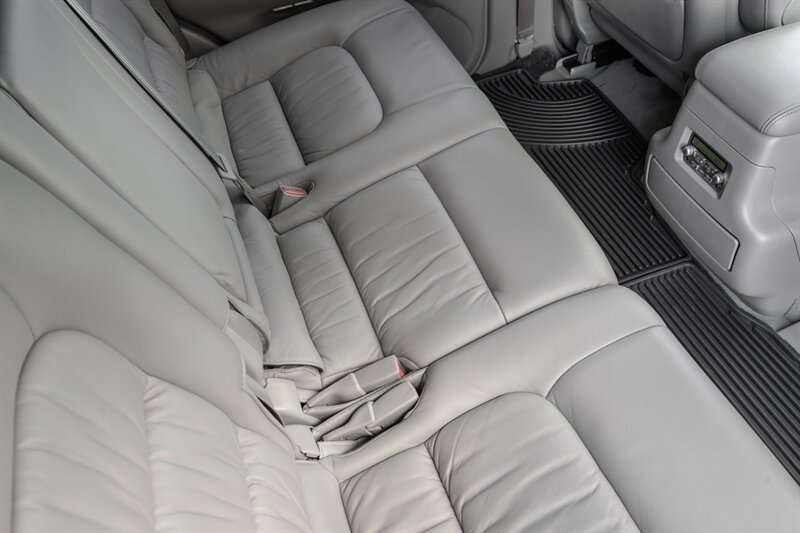 2007 Lexus LX 470 - Photo 56 - La Crescenta, CA 91214