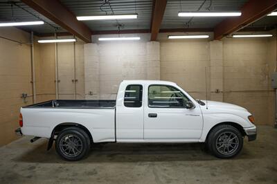 2004 Toyota Tacoma - Photo 18 - Van Nuys, CA 91402