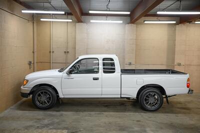 2004 Toyota Tacoma - Photo 11 - Van Nuys, CA 91402