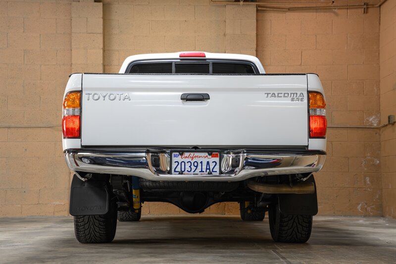 2004 Toyota Tacoma - Photo 24 - Van Nuys, CA 91402