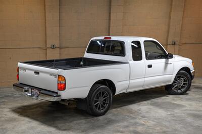 2004 Toyota Tacoma - Photo 36 - Van Nuys, CA 91402