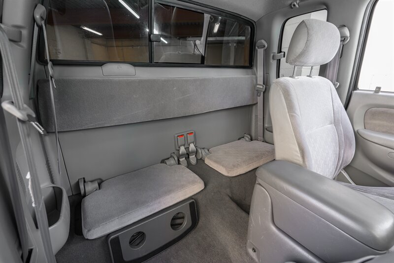 2004 Toyota Tacoma - Photo 45 - Van Nuys, CA 91402