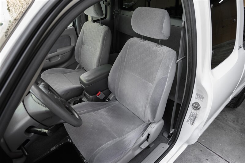2004 Toyota Tacoma - Photo 41 - Van Nuys, CA 91402