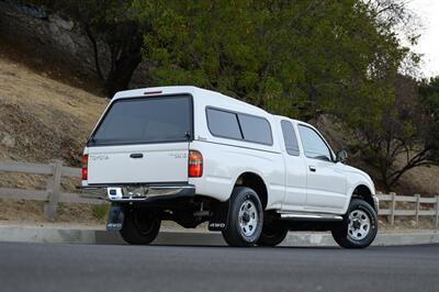 1999 Toyota Tacoma SR5 V6   - Photo 10 - Van Nuys, CA 91402