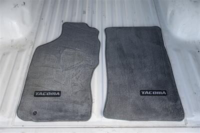 1999 Toyota Tacoma SR5 V6   - Photo 59 - Van Nuys, CA 91402