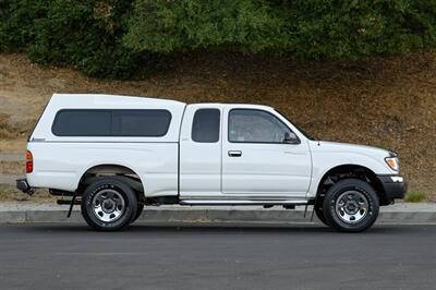 1999 Toyota Tacoma SR5 V6   - Photo 18 - Van Nuys, CA 91402