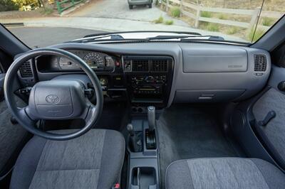 1999 Toyota Tacoma SR5 V6   - Photo 41 - Van Nuys, CA 91402