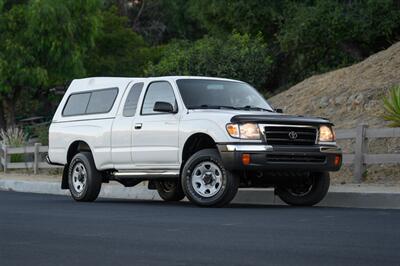 1999 Toyota Tacoma SR5 V6   - Photo 2 - Van Nuys, CA 91402