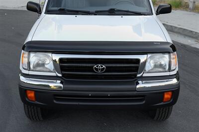 1999 Toyota Tacoma SR5 V6   - Photo 20 - Van Nuys, CA 91402