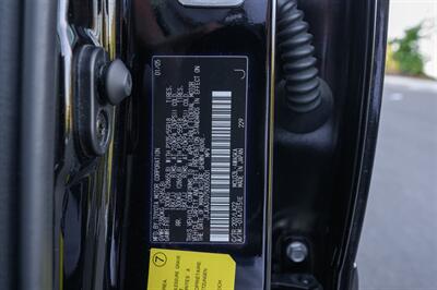 2005 Lexus RX 330   - Photo 29 - Van Nuys, CA 91402