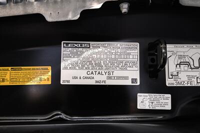 2005 Lexus RX 330   - Photo 53 - Van Nuys, CA 91402