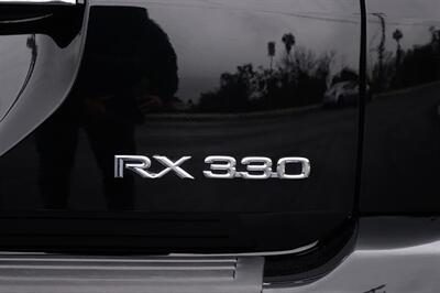 2005 Lexus RX 330   - Photo 20 - Van Nuys, CA 91402