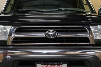 2000 Toyota 4Runner SR5  *** SALE PENDING*** - Photo 16 - Van Nuys, CA 91402