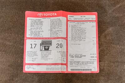 2000 Toyota 4Runner SR5  *** SALE PENDING*** - Photo 43 - Van Nuys, CA 91402