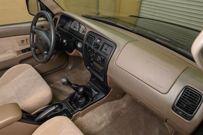 2000 Toyota 4Runner SR5  *** SALE PENDING*** - Photo 41 - Van Nuys, CA 91402