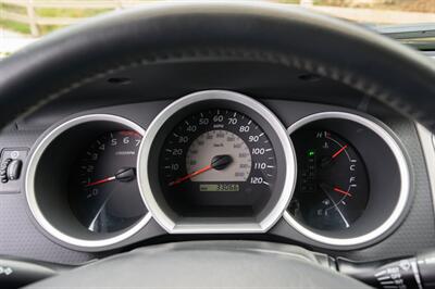 2006 Toyota Tacoma V6   - Photo 55 - Van Nuys, CA 91402