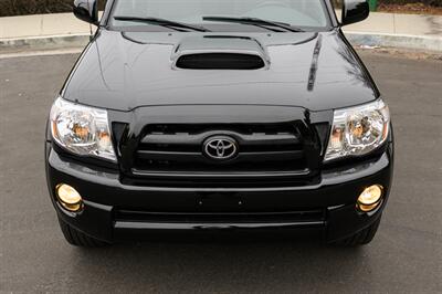 2006 Toyota Tacoma V6   - Photo 14 - Van Nuys, CA 91402