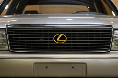 1994 Lexus LS 400   - Photo 13 - Van Nuys, CA 91402