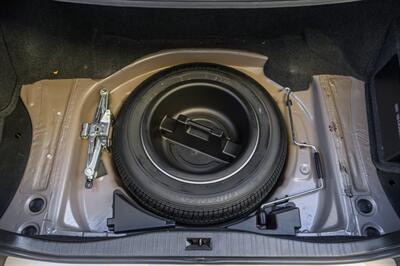 1994 Lexus LS 400   - Photo 54 - Van Nuys, CA 91402