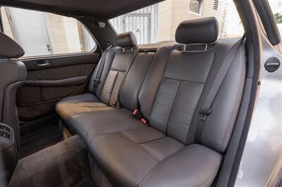 1994 Lexus LS 400   - Photo 36 - Van Nuys, CA 91402