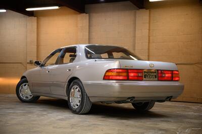 1994 Lexus LS 400   - Photo 8 - Van Nuys, CA 91402