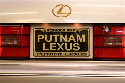 1994 Lexus LS 400   - Photo 26 - Van Nuys, CA 91402