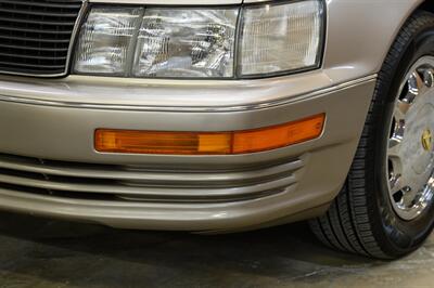1994 Lexus LS 400   - Photo 15 - Van Nuys, CA 91402