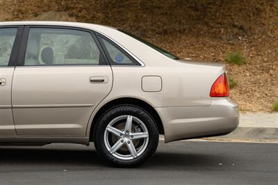 2002 Toyota Avalon XLS   - Photo 26 - Van Nuys, CA 91402