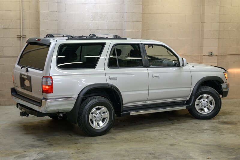 1998 Toyota 4Runner SR5 - Photo 18 - Van Nuys, CA 91402