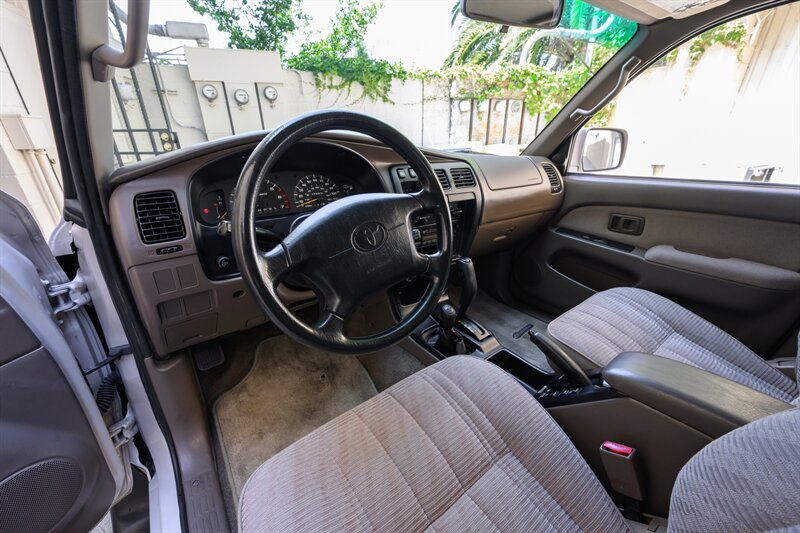 1998 Toyota 4Runner SR5 - Photo 45 - Van Nuys, CA 91402