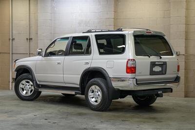 1998 Toyota 4Runner SR5 - Photo 24 - Van Nuys, CA 91402