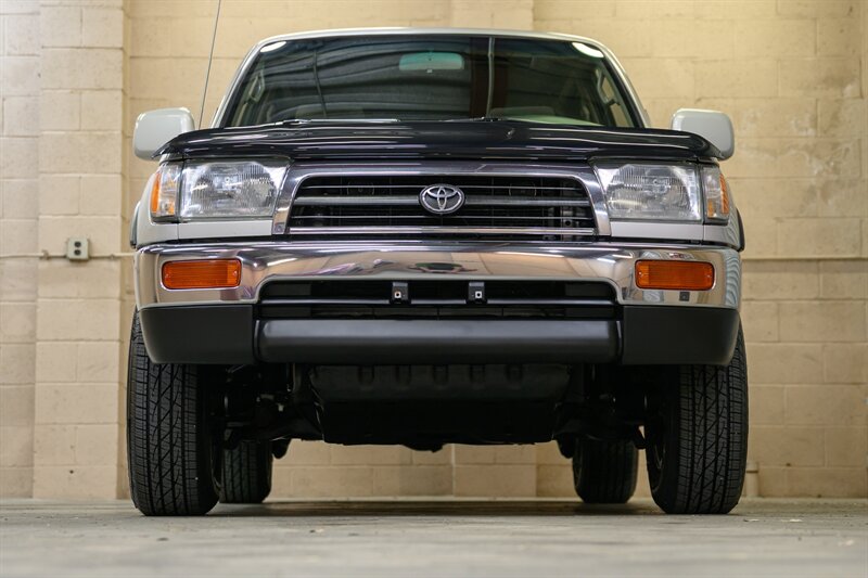 1998 Toyota 4Runner SR5 - Photo 21 - Van Nuys, CA 91402