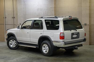 1998 Toyota 4Runner SR5 - Photo 27 - Van Nuys, CA 91402